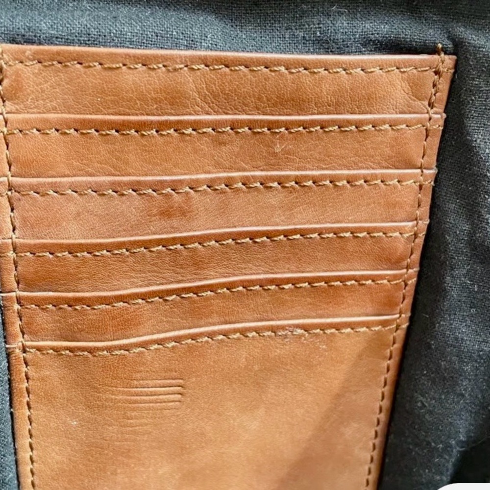 Harbour 2nd Distressed Genuine Leather Cell Phone Crossbody - Picture 5 of 5